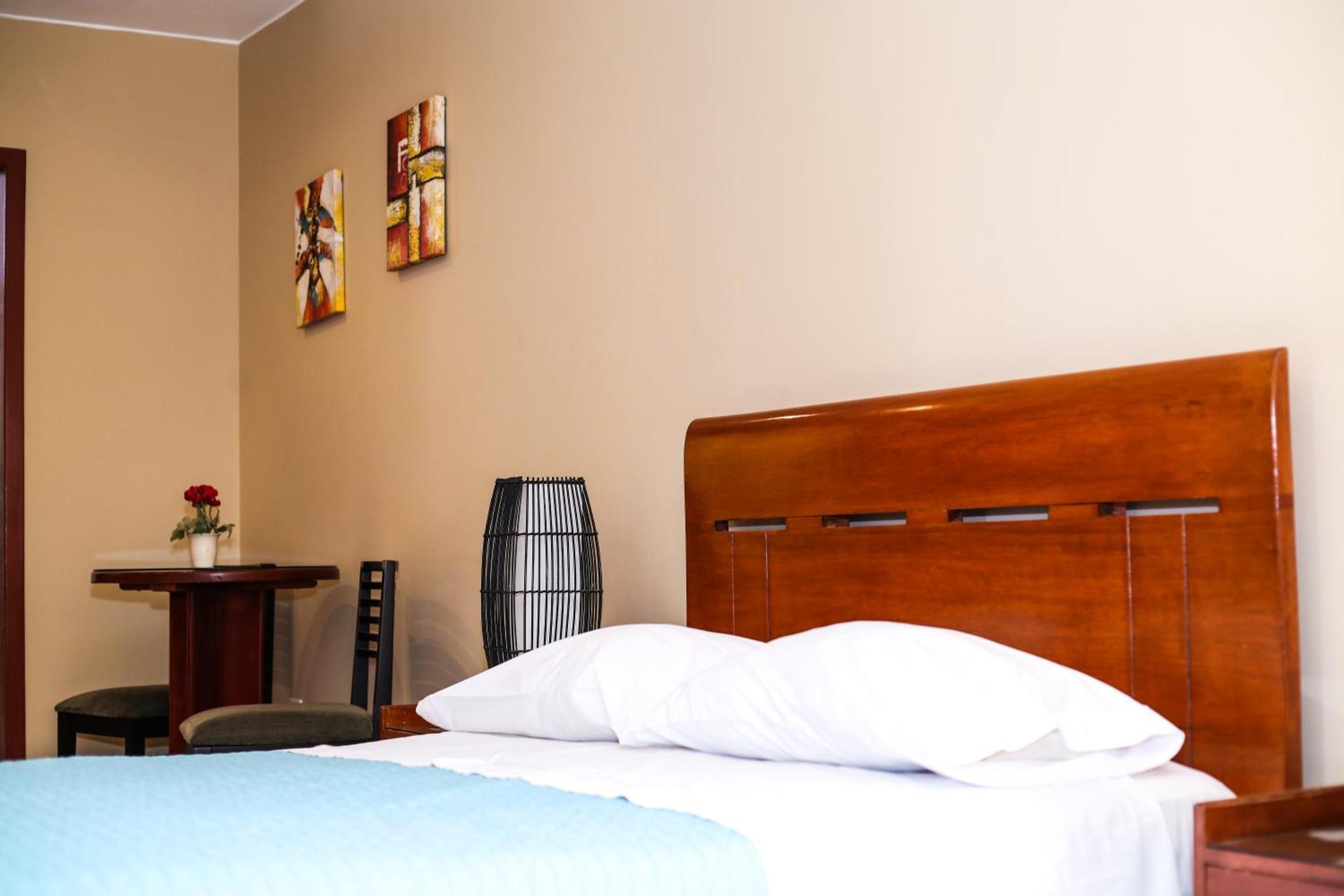 Apart Hotel El Canaveral Chincha Alta Buitenkant foto
